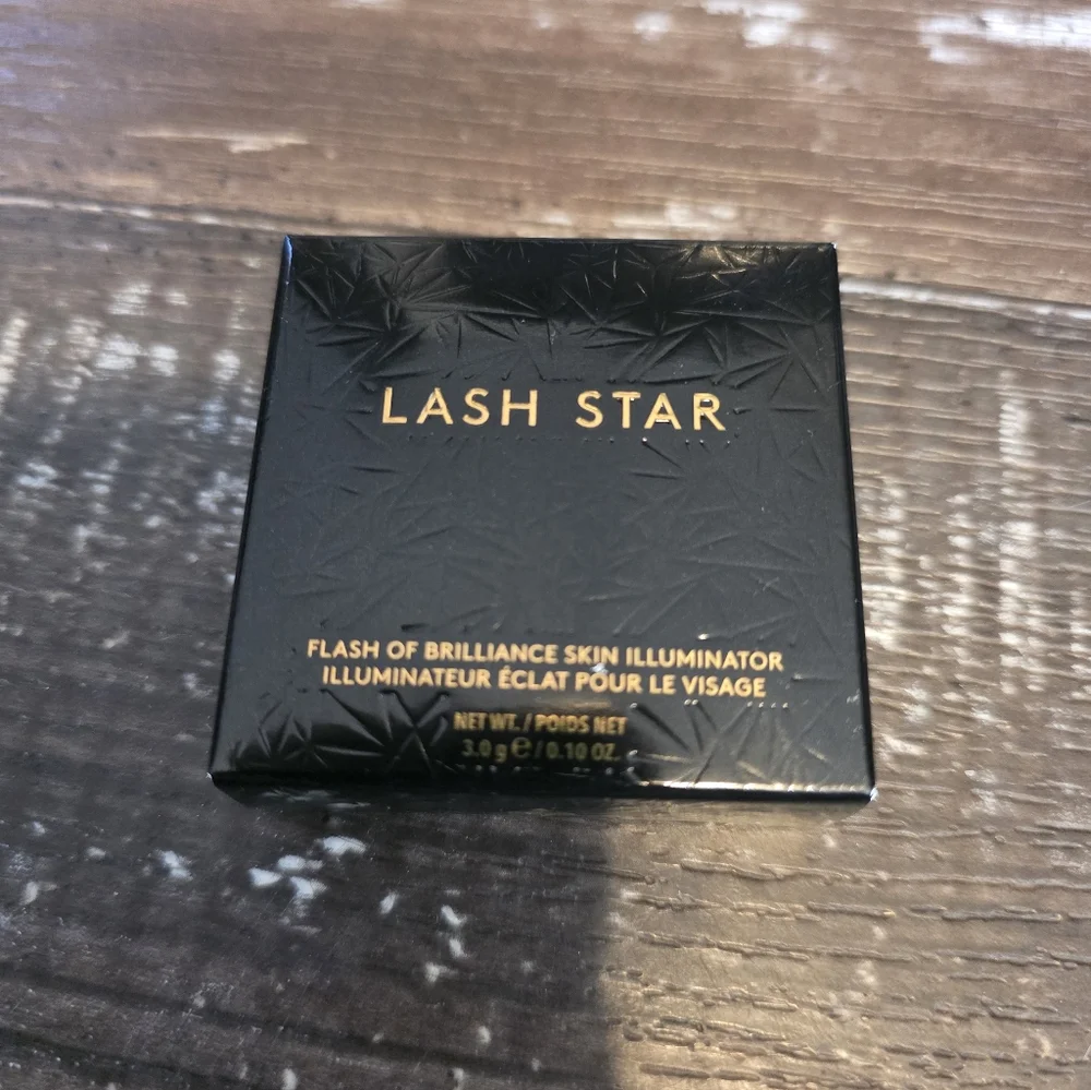 Amazon Lash Star Flash of Brilliance Skin Illuminator